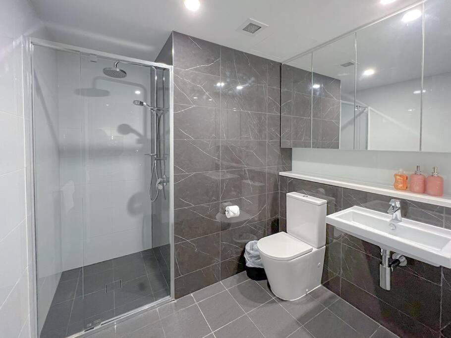 Amazing 2 Bedroom In Cbd! 브리즈번 외부 사진