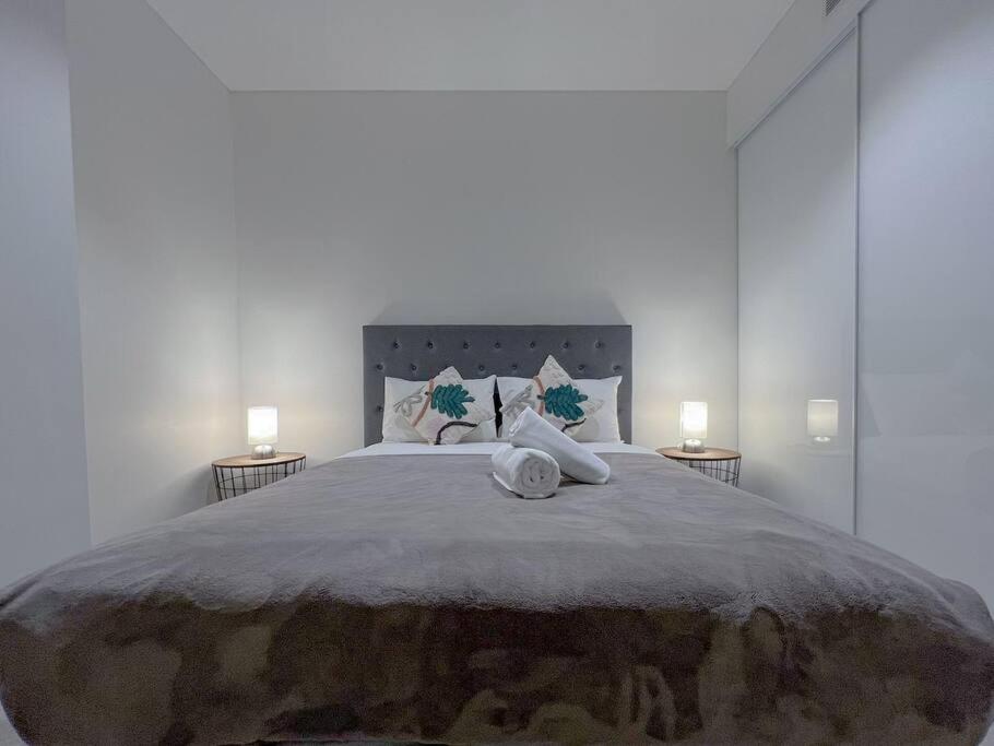 Amazing 2 Bedroom In Cbd! 브리즈번 외부 사진