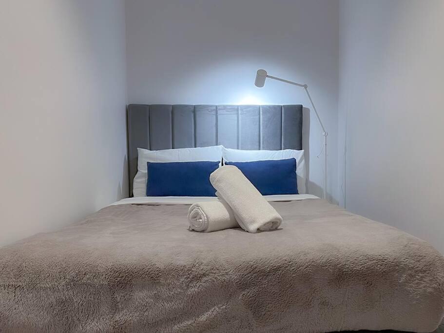 Amazing 2 Bedroom In Cbd! 브리즈번 외부 사진